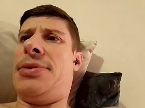 Snapshot of TJEMOKA chatting on 01-06-26, 01:42 TJEMOKA online show from 01-06-26, 01:42