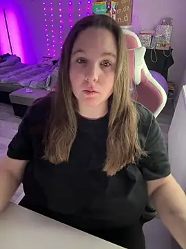 AureliaWinter online show from 02-08-26, 09:34