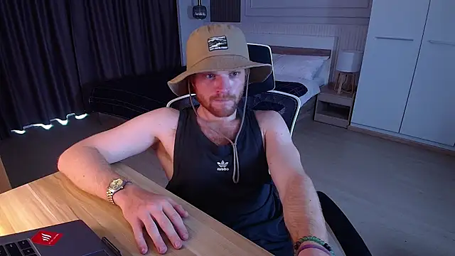 Snapshot of kinkypumpkinboy chatting on 03-20-26, 05:34 kinkypumpkinboy online show from 03-20-26, 05:34