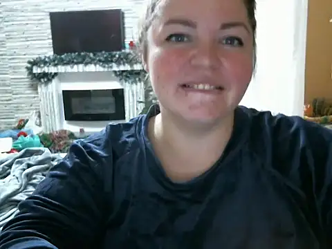 Snapshot of cute__cherry chatting on 12-12-24, 10:20 cute  cherry online show from 12-12-24, 10:20