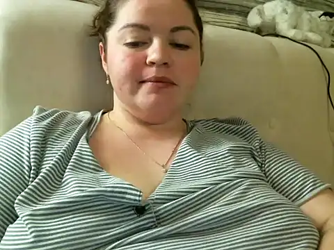 Snapshot of cute__cherry chatting on 02-12-25, 11:41 cute  cherry online show from 02-12-25, 11:41