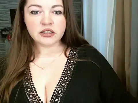 Snapshot of cute__cherry chatting on 02-14-25, 01:40 cute  cherry online show from 02-14-25, 01:40