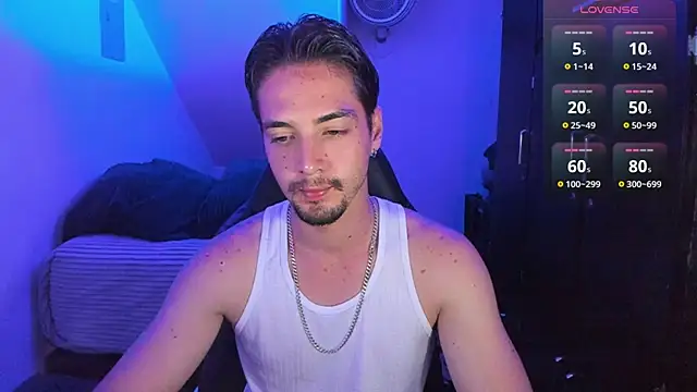 Snapshot of Alex_smith00 chatting on 01-23-25, 11:47 Alex smith00 online show from 01-23-25, 11:47