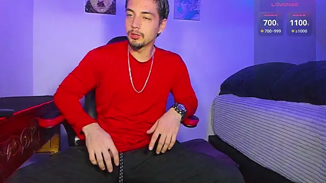 Snapshot of Alex_smith00 chatting on 01-26-25, 09:18 Alex smith00 online show from 01-26-25, 09:18