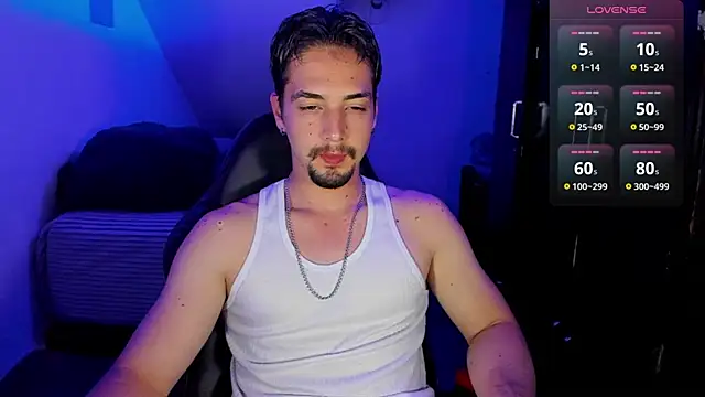 Snapshot of Alex_smith00 chatting on 01-31-25, 10:21 Alex smith00 online show from 01-31-25, 10:21