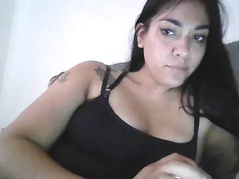 ReinaAmapola22 online show from 05-09-26, 09:53