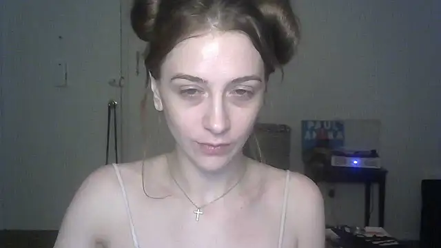 Snapshot of persephone332 chatting on 02-26-26, 06:01 persephone332 online show from 02-26-26, 06:01