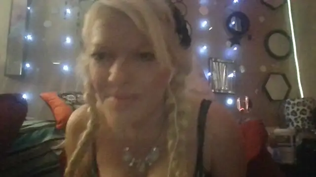 marilyn420 online show from 08-06-26, 11:45