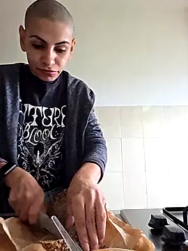 hotSANDRA STARR online show from 10-10-25, 03:00