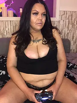 Snapshot of Mila_Ferrara chatting on 01-10-25, 04:54 Mila Ferrara online show from 01-10-25, 04:54