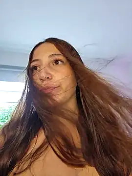 VickyHoult online show from 03-20-25, 07:46