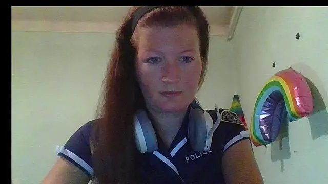 Snapshot of Analimado18 chatting on 09-25-25, 09:29 Analimado18 online show from 09-25-25, 09:29