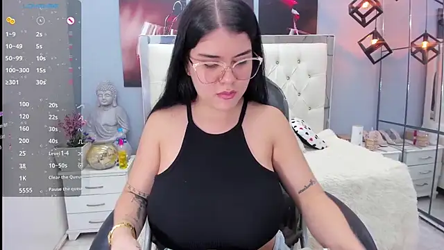 pearl weet online show from 12-04-25, 06:27