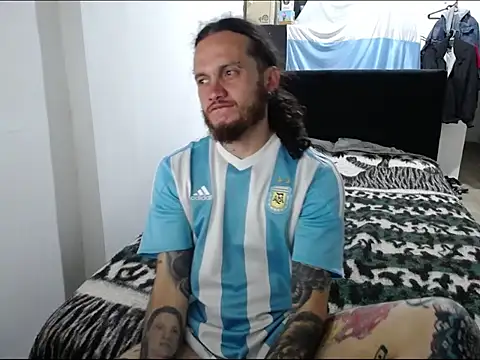 Snapshot of raggaman_ chatting on 03-02-26, 02:36 raggaman online show from 03-02-26, 02:36