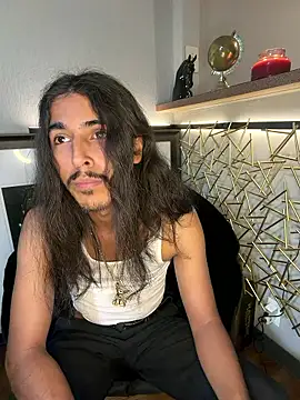 Snapshot of jrrichforever chatting on 01-11-26, 08:47 jrrichforever online show from 01-11-26, 08:47