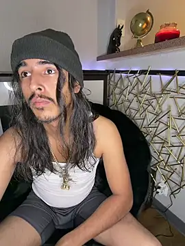 Snapshot of jrrichforever chatting on 01-17-26, 12:37 jrrichforever online show from 01-17-26, 12:37