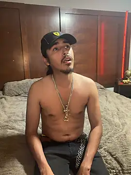 Snapshot of jrrichforever chatting on 03-02-26, 12:35 jrrichforever online show from 03-02-26, 12:35