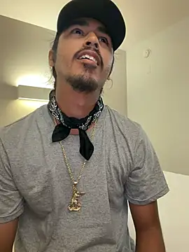 Snapshot of jrrichforever chatting on 03-06-26, 01:29 jrrichforever online show from 03-06-26, 01:29