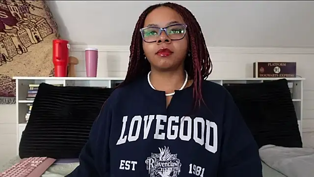 Snapshot of -khayaparker chatting on 01-16-26, 01:04 -khayaparker online show from 01-16-26, 01:04