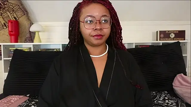 Snapshot of -khayaparker chatting on 03-19-26, 05:28 -khayaparker online show from 03-19-26, 05:28