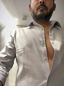 Snapshot of Spicy_aryan chatting on 02-19-26, 10:22 Spicy aryan online show from 02-19-26, 10:22