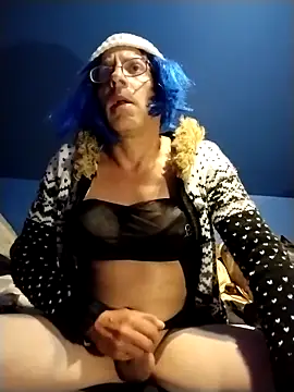 Snapshot of MirthildaVenza chatting on 10-12-25, 07:07 MirthildaVenza online show from 10-12-25, 07:07