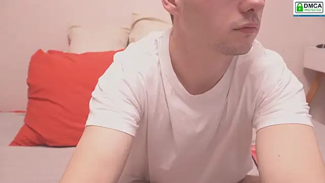 Snapshot of FluffyHat chatting on 03-10-25, 04:49 FluffyHat online show from 03-10-25, 04:49