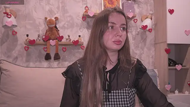 Snapshot of FluffyHat chatting on 02-15-26, 12:14 FluffyHat online show from 02-15-26, 12:14