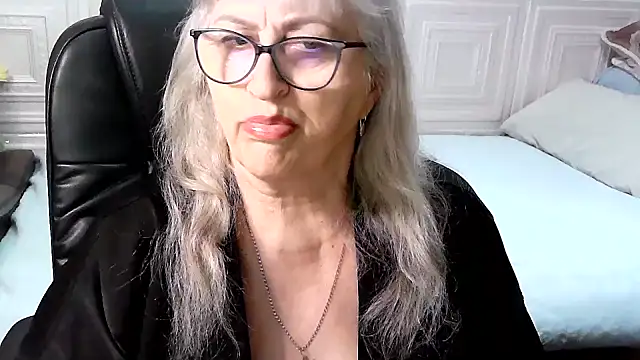 LolkaAlyss online show from 03-18-26, 08:01