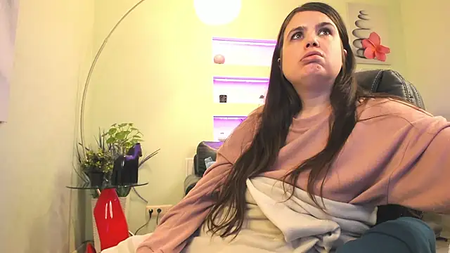 BattyMoll online show from 12-12-24, 06:21