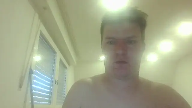 Snapshot of Tommyboy1279 chatting on 03-19-25, 02:46 Tommyboy1279 online show from 03-19-25, 02:46