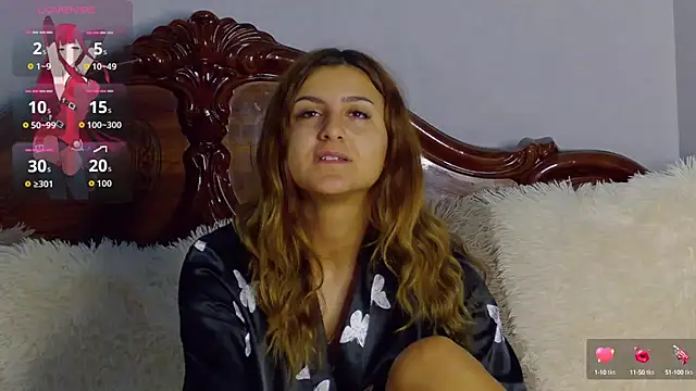 NicolePlay online show from 09-26-25, 05:00