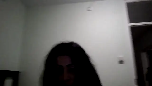 Snapshot of Dolcezza chatting on 10-23-25, 05:12 Dolcezza online show from 10-23-25, 05:12