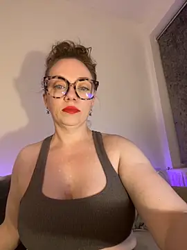 FemDom RubyKnightXXO online show from 09-11-25, 09:15