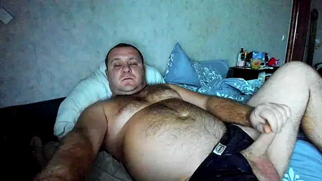 Snapshot of xxrokixxx chatting on 12-11-24, 10:47 xxrokixxx online show from 12-11-24, 10:47