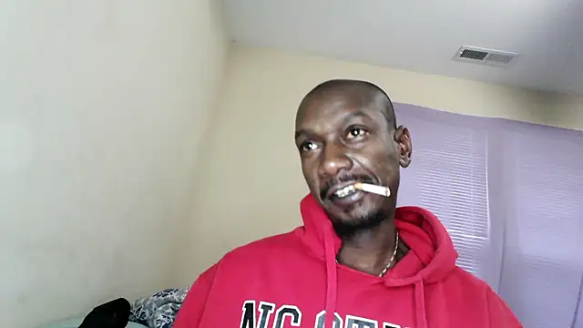 RinsingWood84 online show from 03-12-26, 06:03