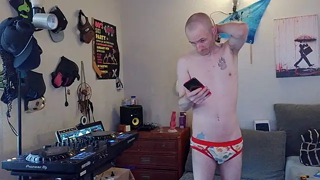pyrowuff online show from 07-06-26, 12:40