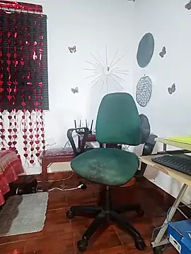 Snapshot of sharom_smith1 chatting on 03-01-25, 11:04 sharom smith1 online show from 03-01-25, 11:04