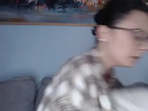 cleophee online show from 03-13-25, 06:37