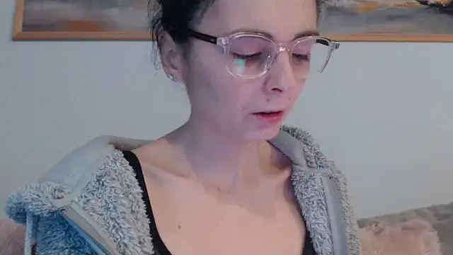 cleophee online show from 04-05-26, 06:10