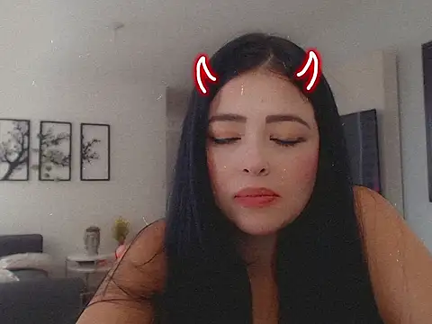 Aleska  Bell online show from 09-15-25, 03:01