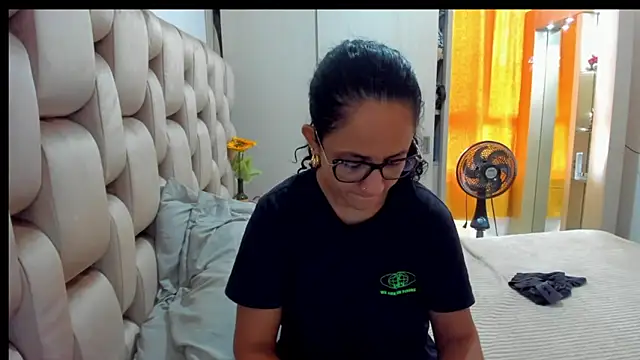 alaskmiller1 online show from 12-15-24, 04:37