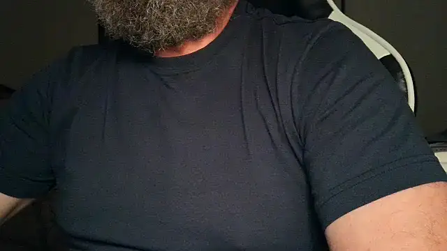 Snapshot of usdirtymikee9 chatting on 10-13-25, 01:49 usdirtymikee9 online show from 10-13-25, 01:49