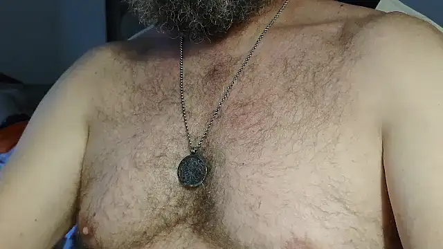 Snapshot of usdirtymikee9 chatting on 11-06-25, 10:32 usdirtymikee9 online show from 11-06-25, 10:32