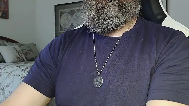 Snapshot of usdirtymikee9 chatting on 11-15-25, 06:04 usdirtymikee9 online show from 11-15-25, 06:04