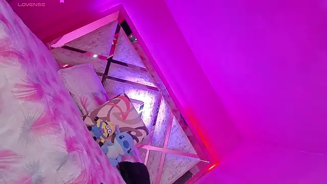 anapuala sexxx online show from 01-17-25, 05:32