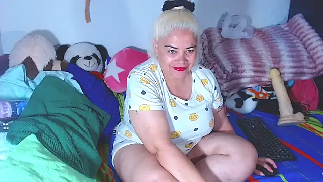 estrellita fugaz16x online show from 07-10-26, 04:06