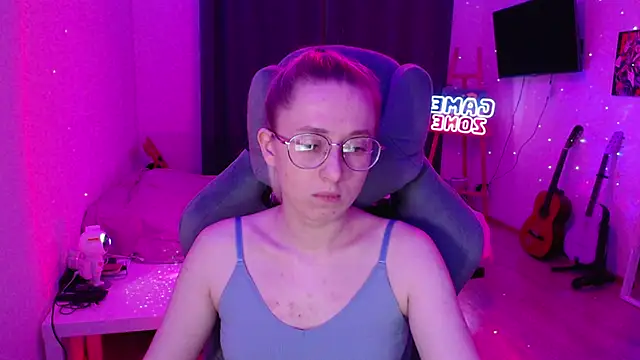 AnabelFrel online show from 12-15-24, 12:40