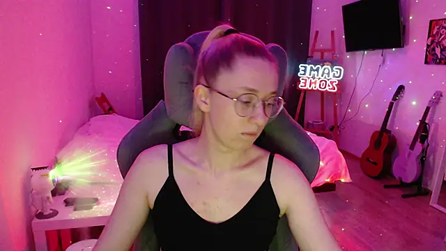 AnabelFrel online show from 12-19-24, 12:45