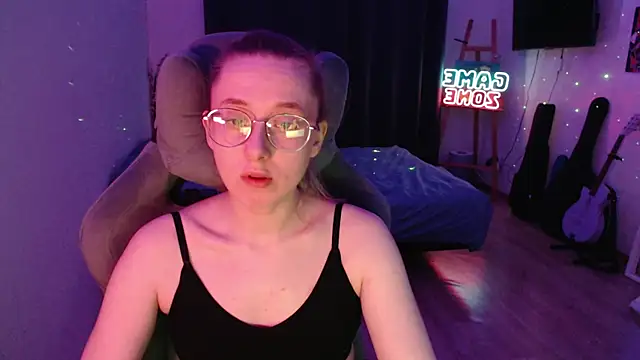 AnabelFrel online show from 03-06-25, 01:16